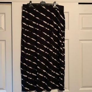 ⭐️3/$15⭐️ Sonoma Maxi Skirt